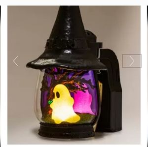 Halloween Bath & Body works spooky ghost wallflower plug in